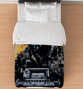 Keys To The Kingdom Duvet Cover - Beyond T-shirts