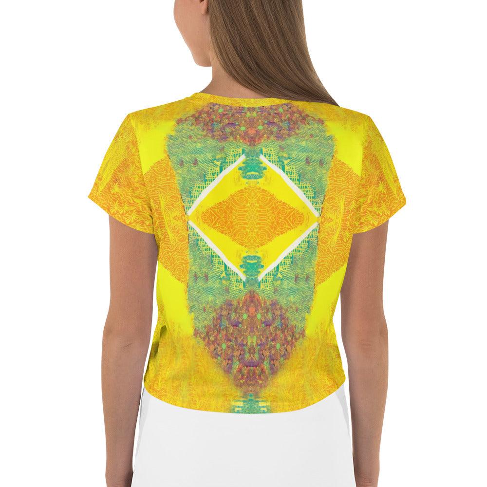 Eye-catching Surfing 5-25 Crop Tee, perfect for surf enthusiasts and beachgoers