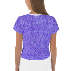 Retro groove crop top t-shirt in stylish fit.