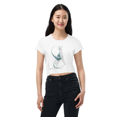 Gentle Giraffe Gaze Crop Tee