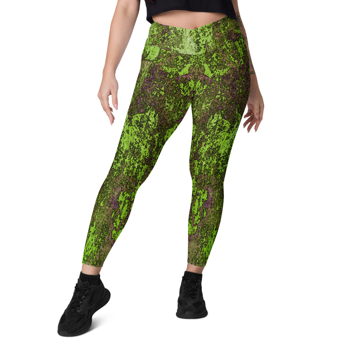 Woven Wonders Crossover Leggings with Pockets