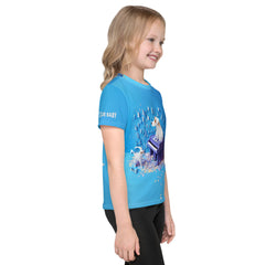 Durable t-shirt for kids with creative cutout pattern