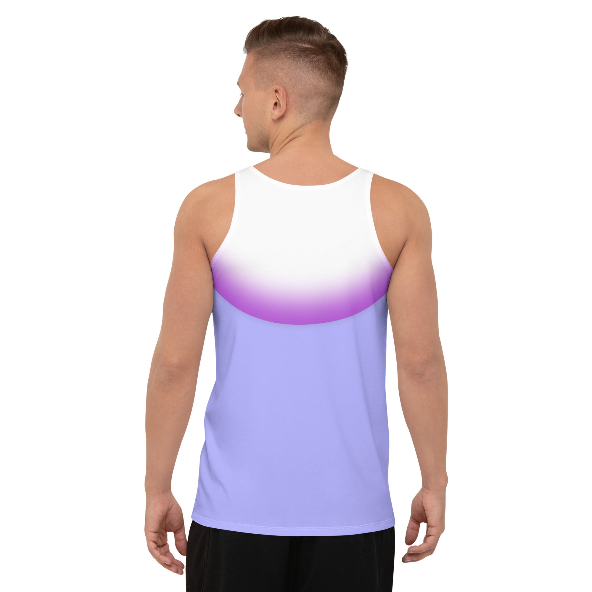 Comfortable yoga tank top for men in breathable fabric.
