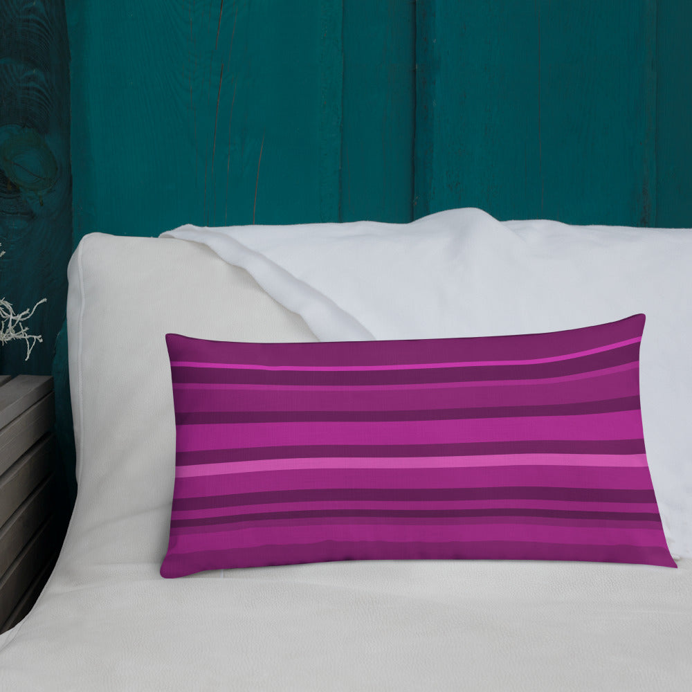Luxurious Paisley Paradise Premium Pillow in Elegant Design