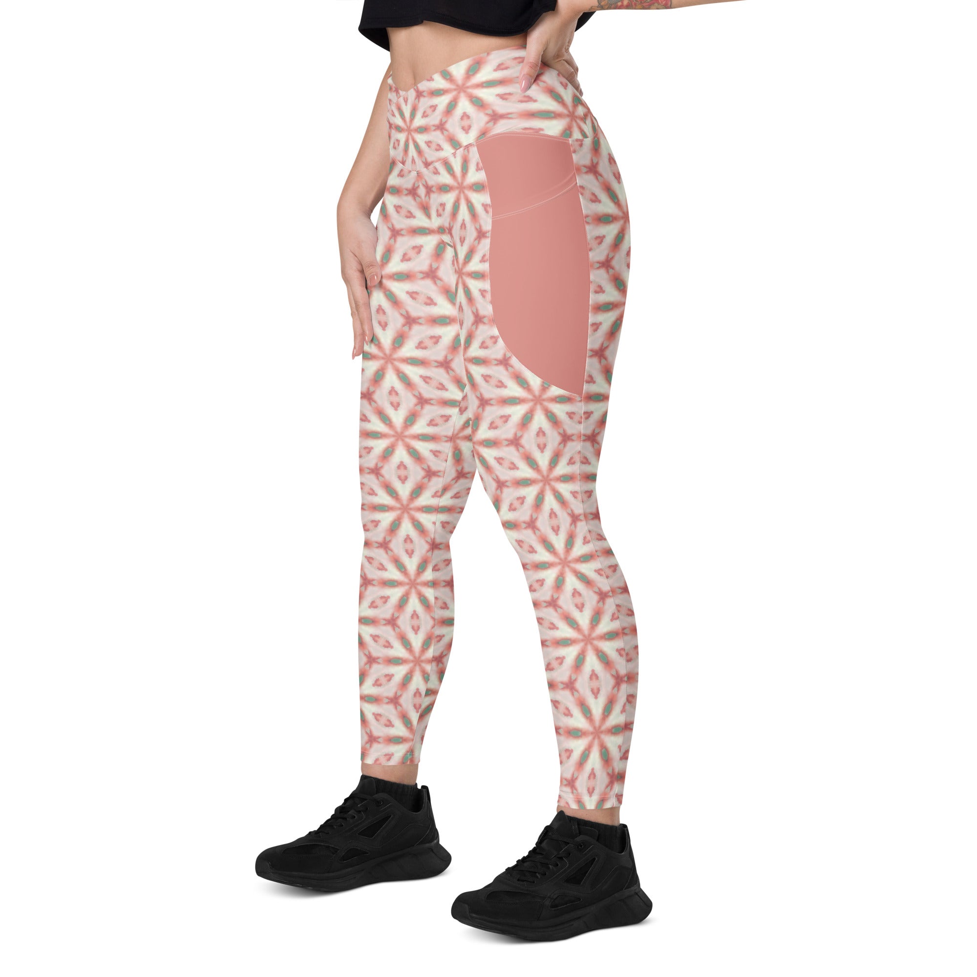 Stylish crossover leggings with houndstooth design and functional pockets.