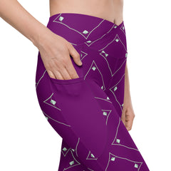 Comfort fit Geometric Bliss leggings with pockets for active wear.