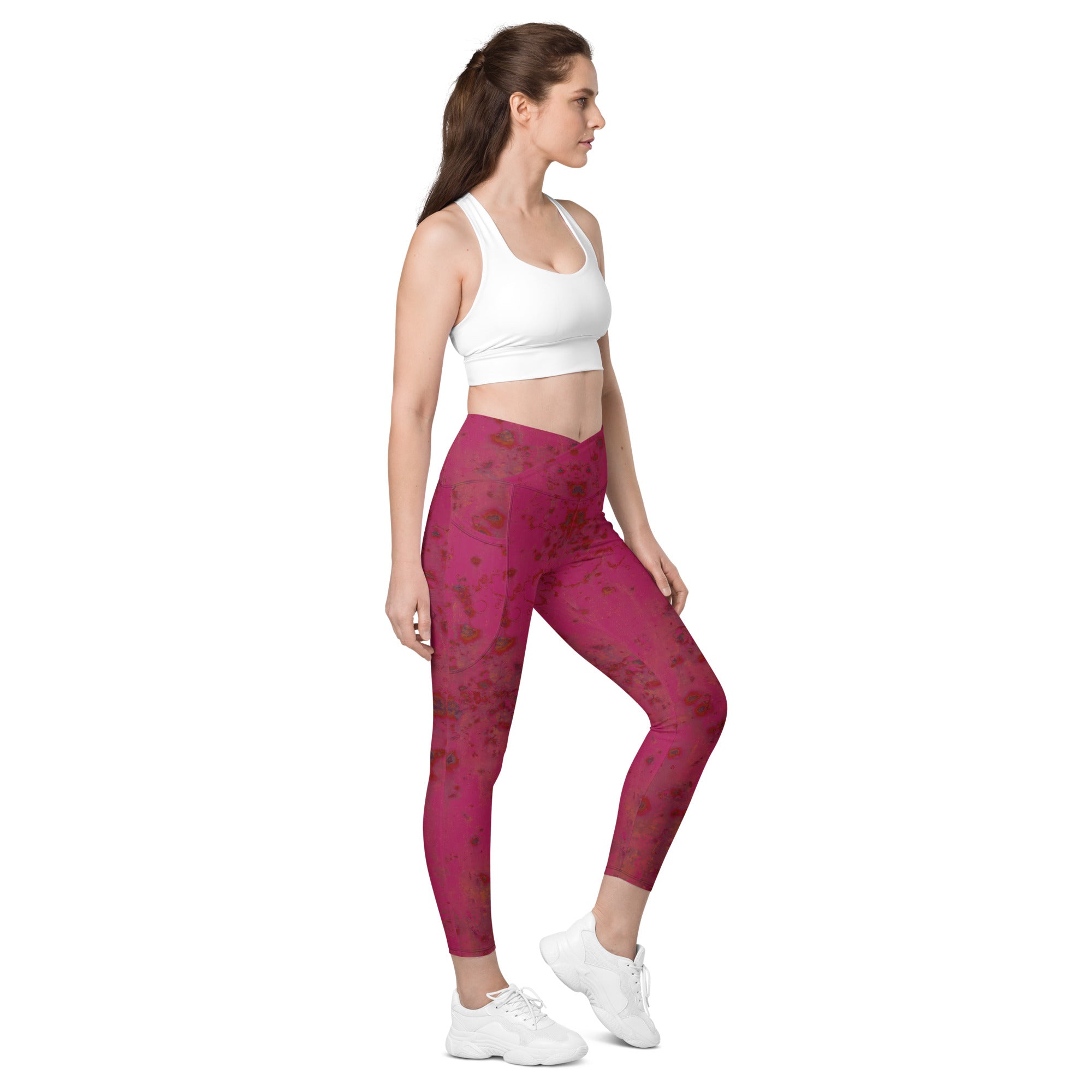 Versatile Crossover Leggings with Pockets for Everyday Use