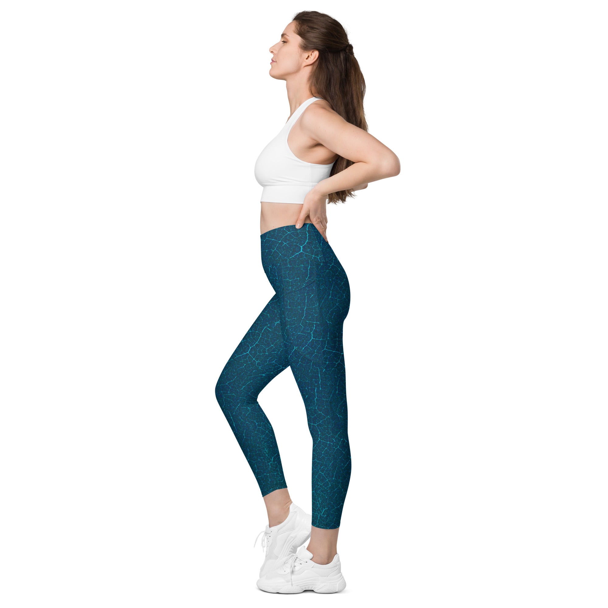 Exploring the forest's majesty in canopy leaf texture leggings, where style meets functionality.