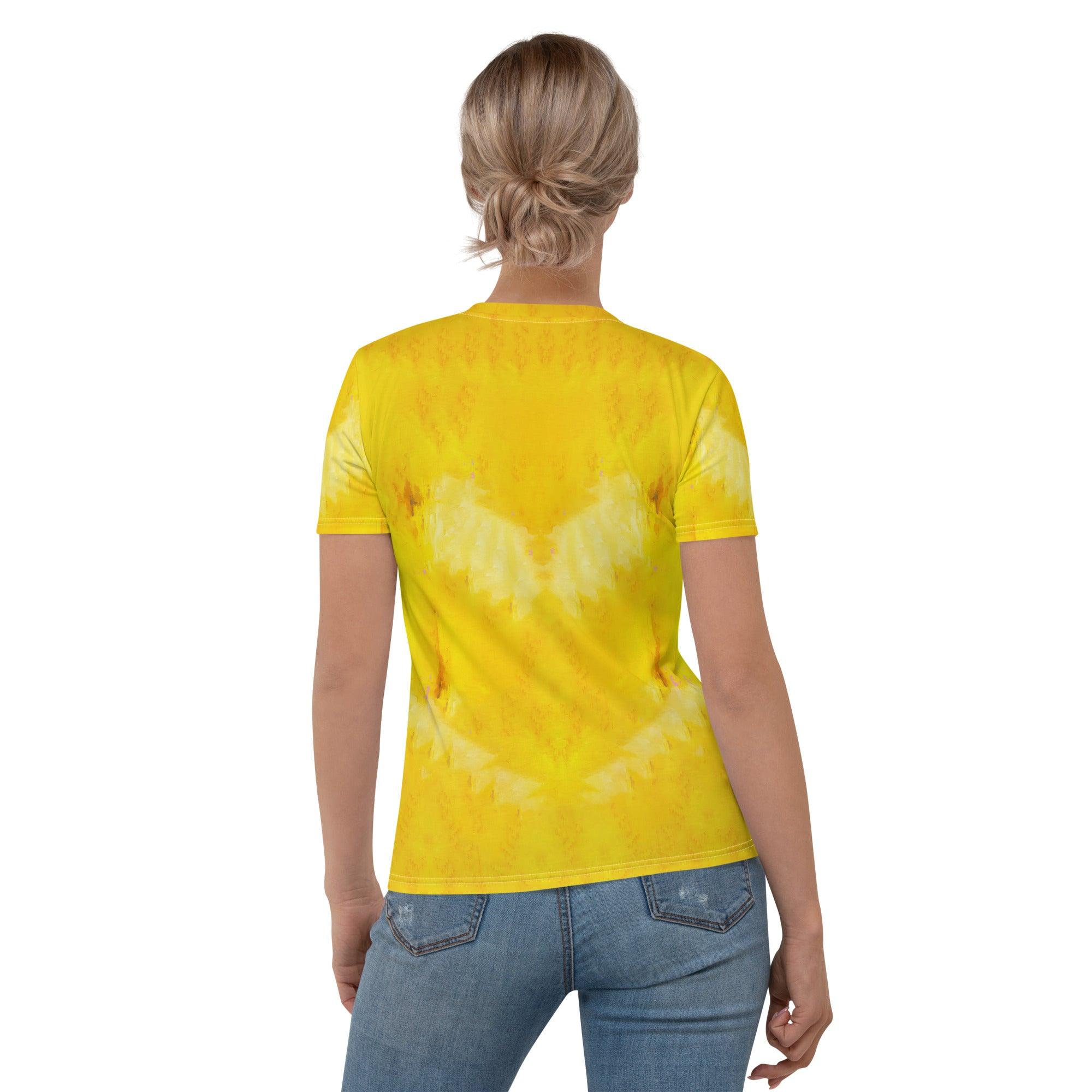 Artistic flair meets the beach lifestyle in the SurArt 75 Women's T-shirt.