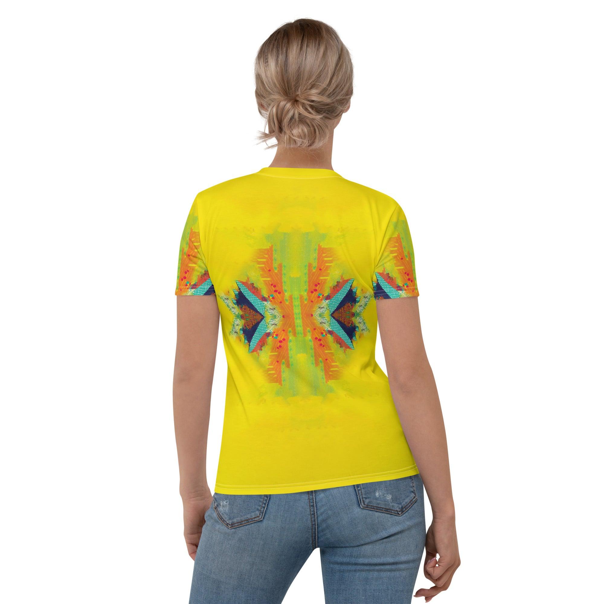 Surfing 1 04 Women's T-shirt - Stylish and comfortable.