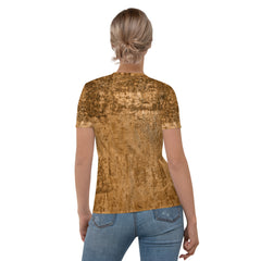 Chic Leather Luxe Crew Neck T-Shirt for Everyday Elegance