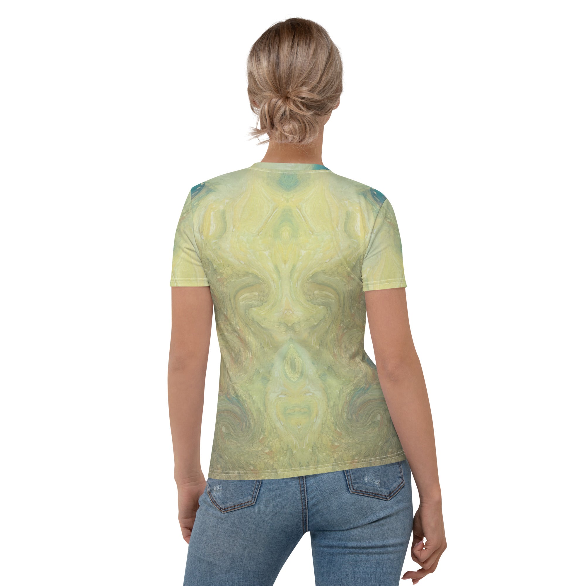 Comfortable women's t-shirt with unique whale design.