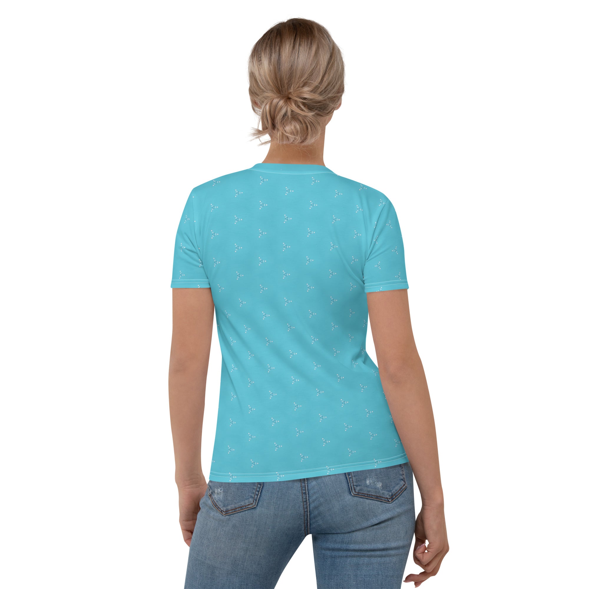 Stylish Geometric Mountain Mirage T-Shirt for women.
