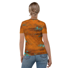 Creative ink blot design on women's casual tee.