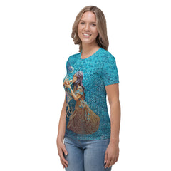 Elegant Deer Design on Women's Crew Neck Tee.