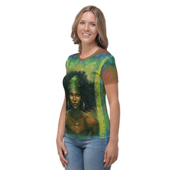 Stylish and comfortable women's urban jungle tee