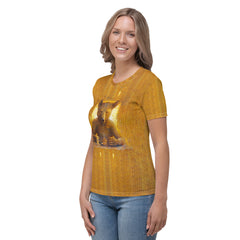 Casual style women's crewneck tee with bear motif.