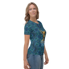 Graceful Forest Deer Women's Crew Neck T-Shirt