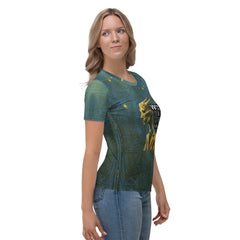 Eco-Friendly Women's Dolphin Crew Neck T-Shirt - Stylish & Comfortable