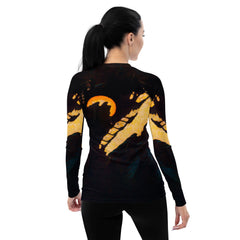 Tune Wave All-Over Print Women's Rash Guard - Music-Inspired Beachwear - Beyond T-shirts