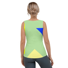 Yoga tank top in breathable fabric for women.