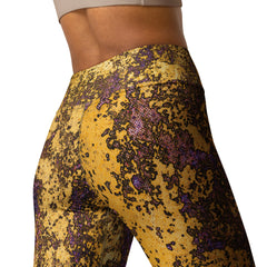 Old Leather Book Yoga Leggings
