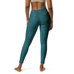 Stylish Cable Knit Pattern on High-Quality Yoga Leggings