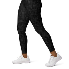 Comfortable and stretchable optical illusion yoga pants