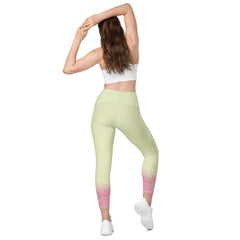 Pocket-equipped Fantasia Attire leggings.