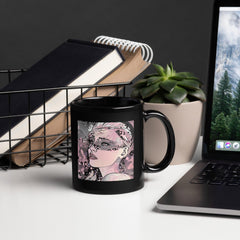 Black glossy mug with doodle dynamics design