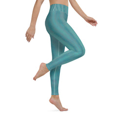 Comfort-fit Graphic Glee IV leggings for yoga and fitness.