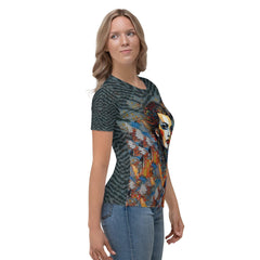 Casual women's t-shirt with unique sketchy strokes artwork.