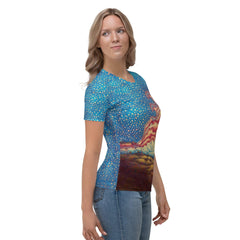 Sovereign Visions t-shirt for women in detail