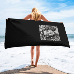 Vintage Vinyl Bath Towel - Beyond T-shirts