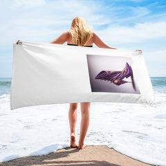 SleekGlide Futuristic Bath Towel - Beyond T-shirts