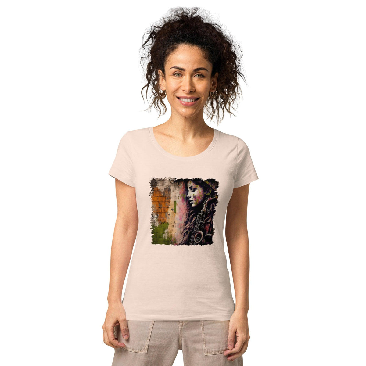 The Saxophone Empowers Her Women’s Basic Organic T-shirt - Beyond T-shirts